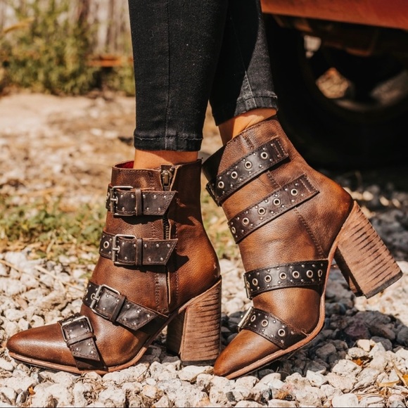 New! FREEBIRD “JOUST” Brown Leather Bootie - Picture 12 of 13